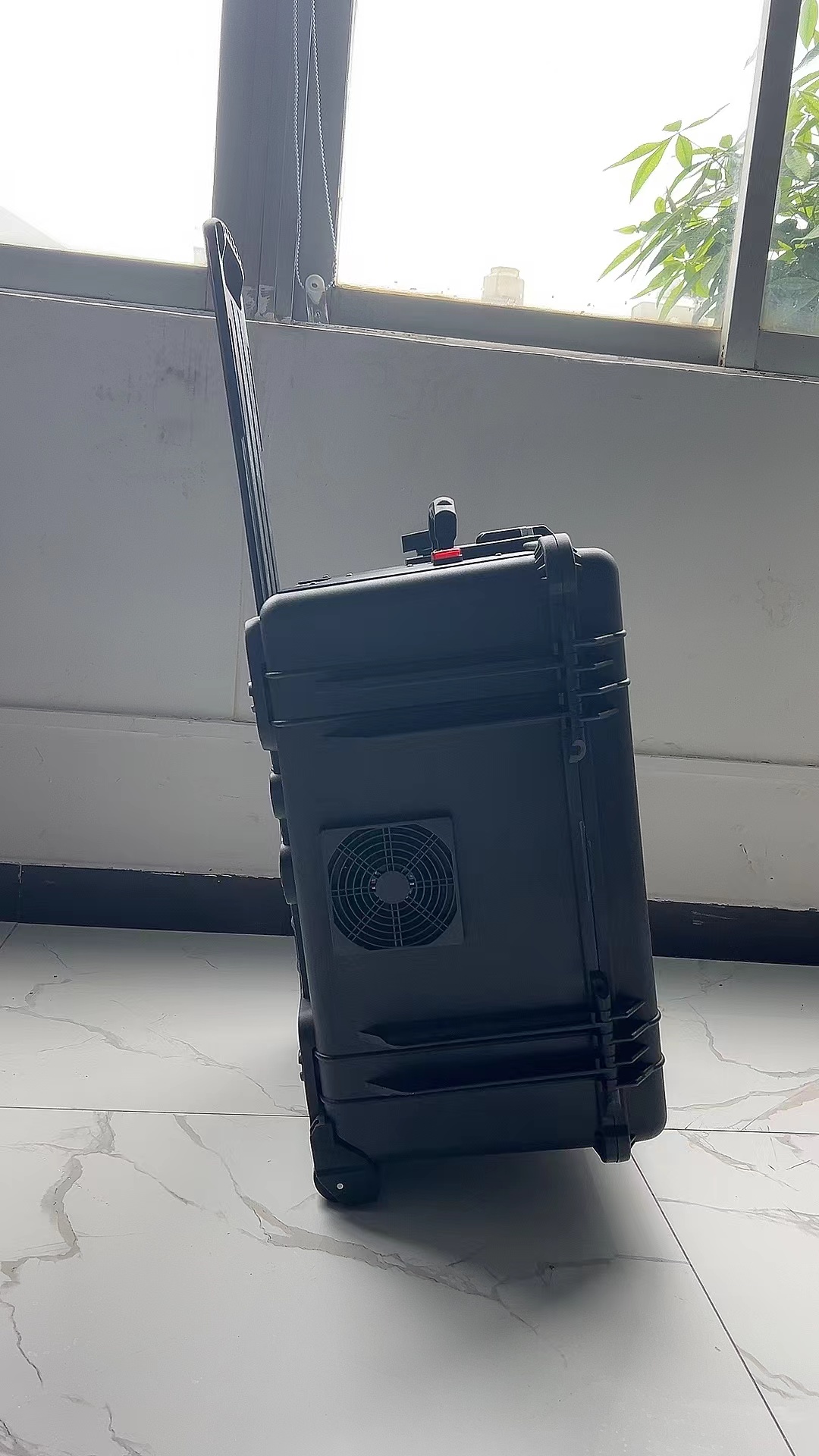 南通手拉箱型移动通信干扰器